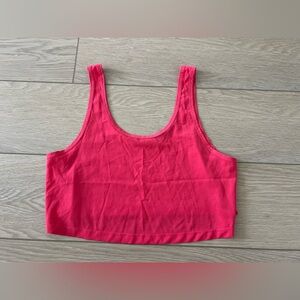 ALO Yoga Cropped Sport Star Tank candy red size small